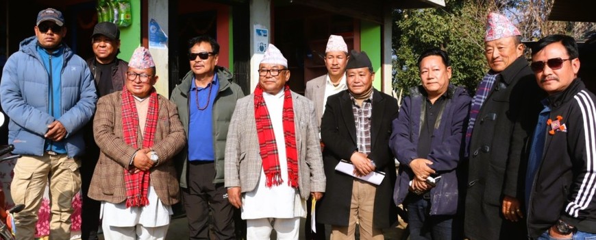 याक्थुङ सिने अवार्ड ईन्टरनेसनल २०८२ का लागि पुर्वका विभिन्न पालिका अध्यक्षहरुलाई निमन्त्रणा प्रदान