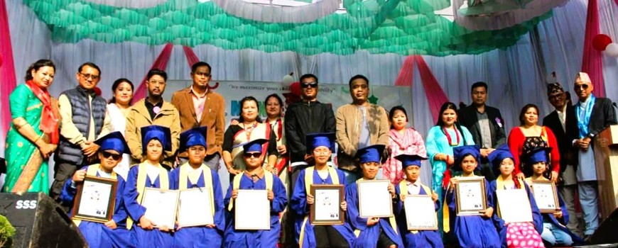 मोन्टेस्वरी किन्डर गार्टेनको अभिभावक दिवस तथा दीक्षान्त सम्पन्न, ३८ विद्यार्थी दीक्षित